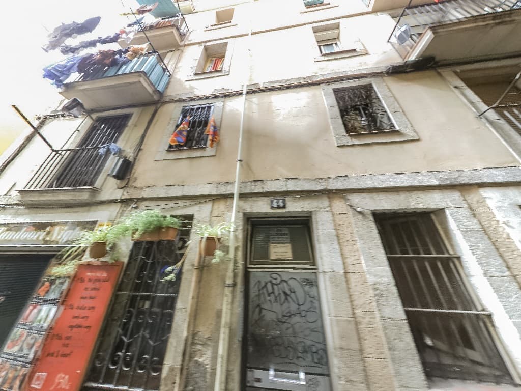 Fachada del edificio: Vivienda en Barcelona
