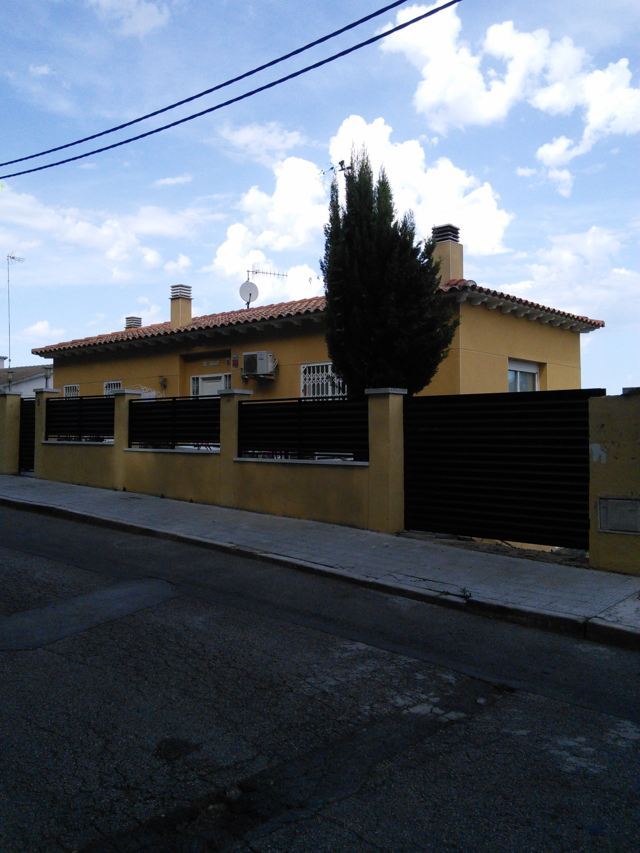 Fachada del edificio: Vivienda en Bellvei