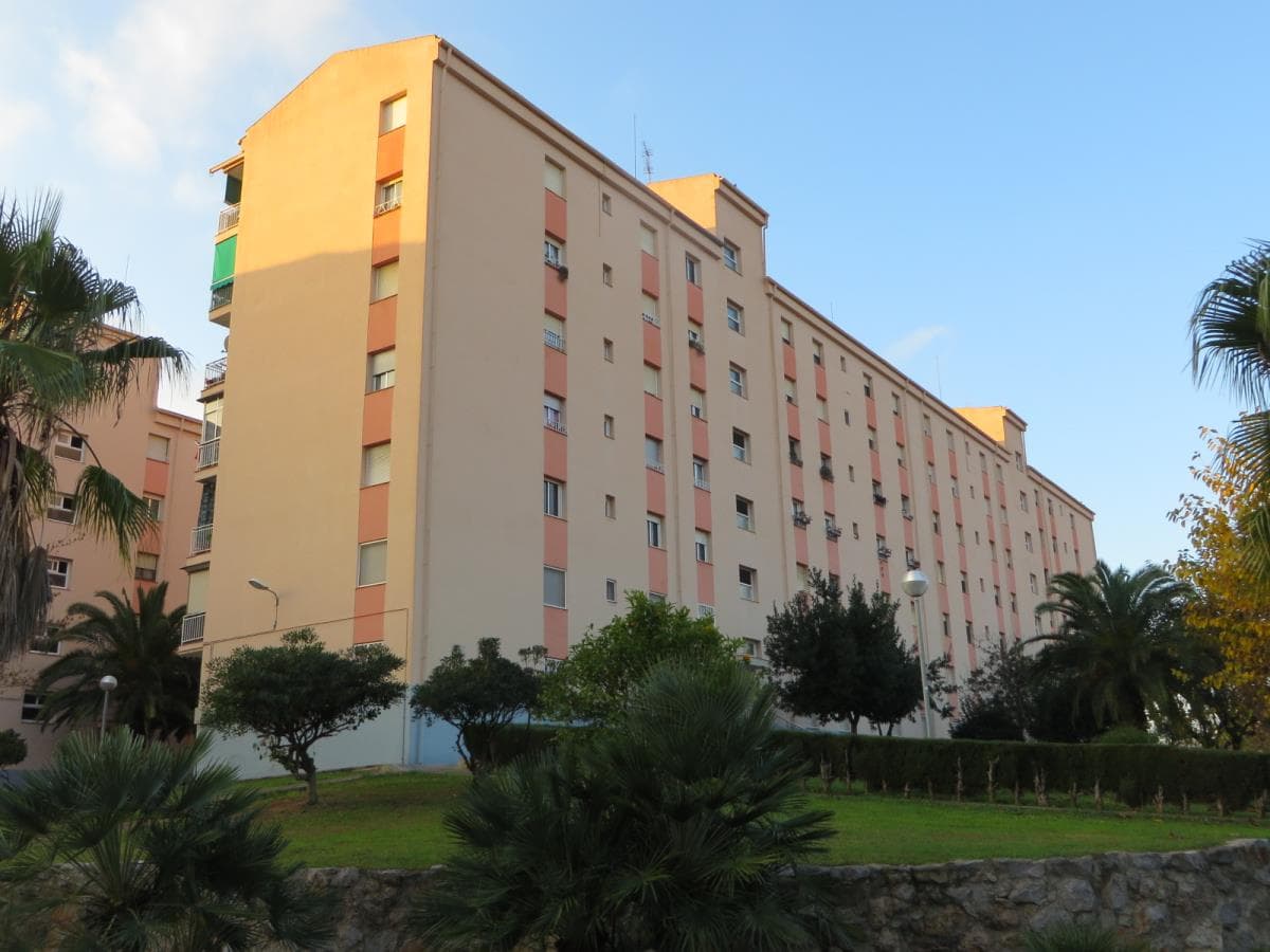 Fachada del edificio: Vivienda en Viladecnas