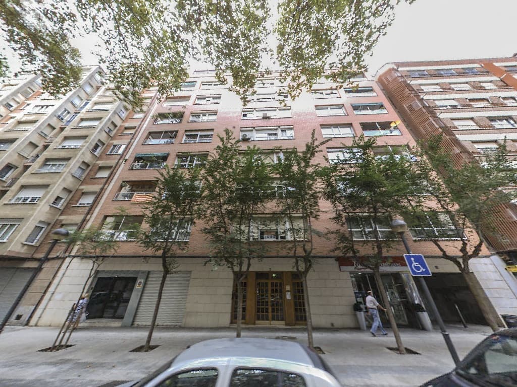Fachada del edificio: Vivienda en Reus