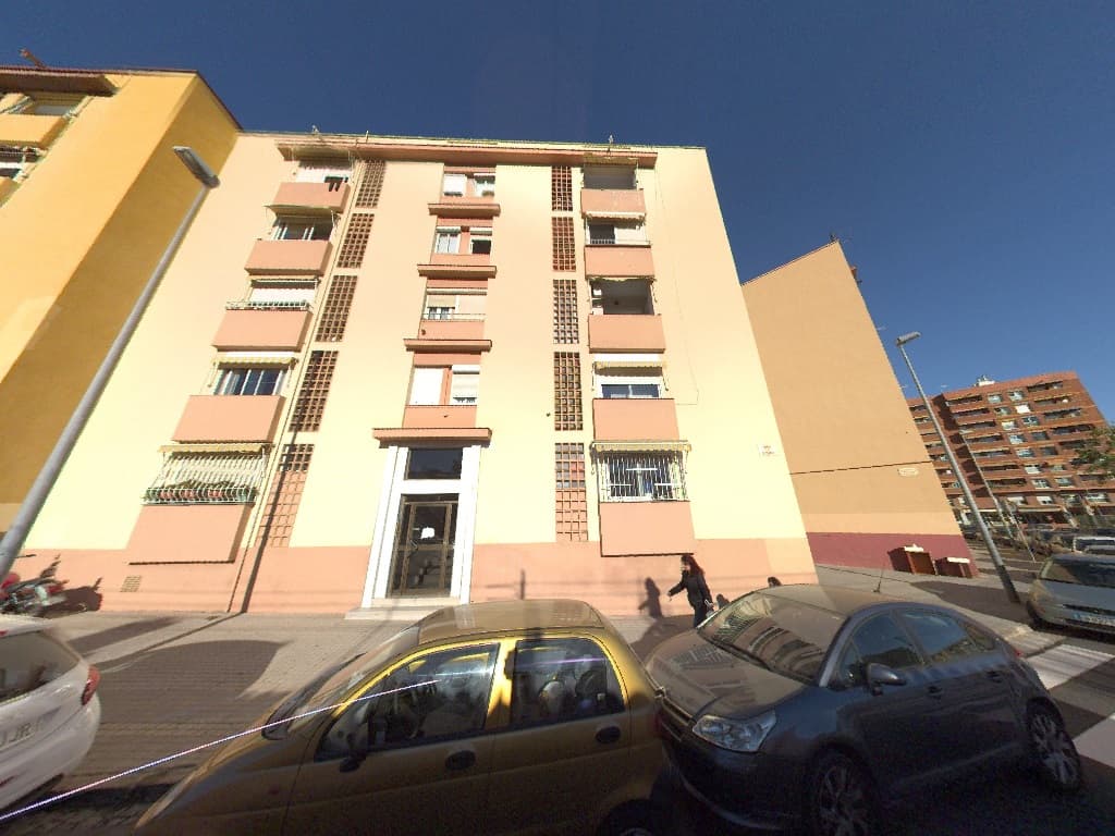 Fachada del edificio: Vivienda en Sabadell