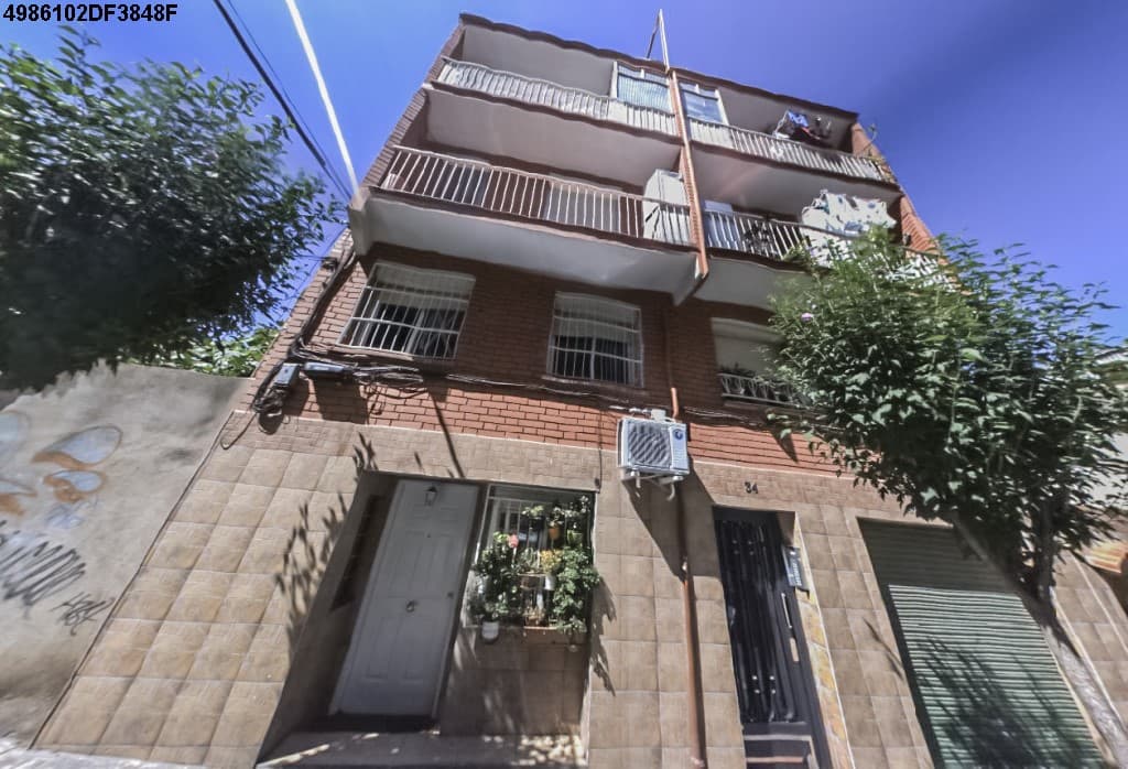 Fachada del edificio: Vivienda en Badalona