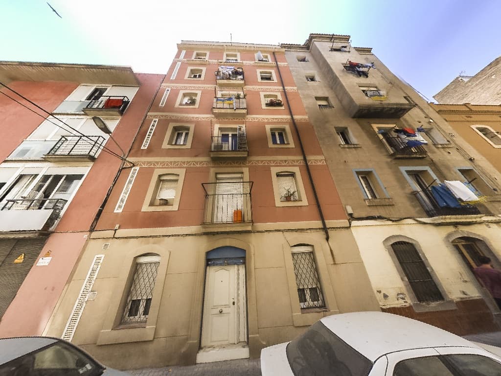 Fachada del edificio: Vivienda en Barcelona