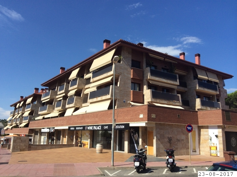 Fachada del edificio: Bien en Lloret de Mar