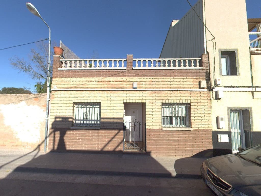 Fachada del edificio: Vivienda en Sabadell